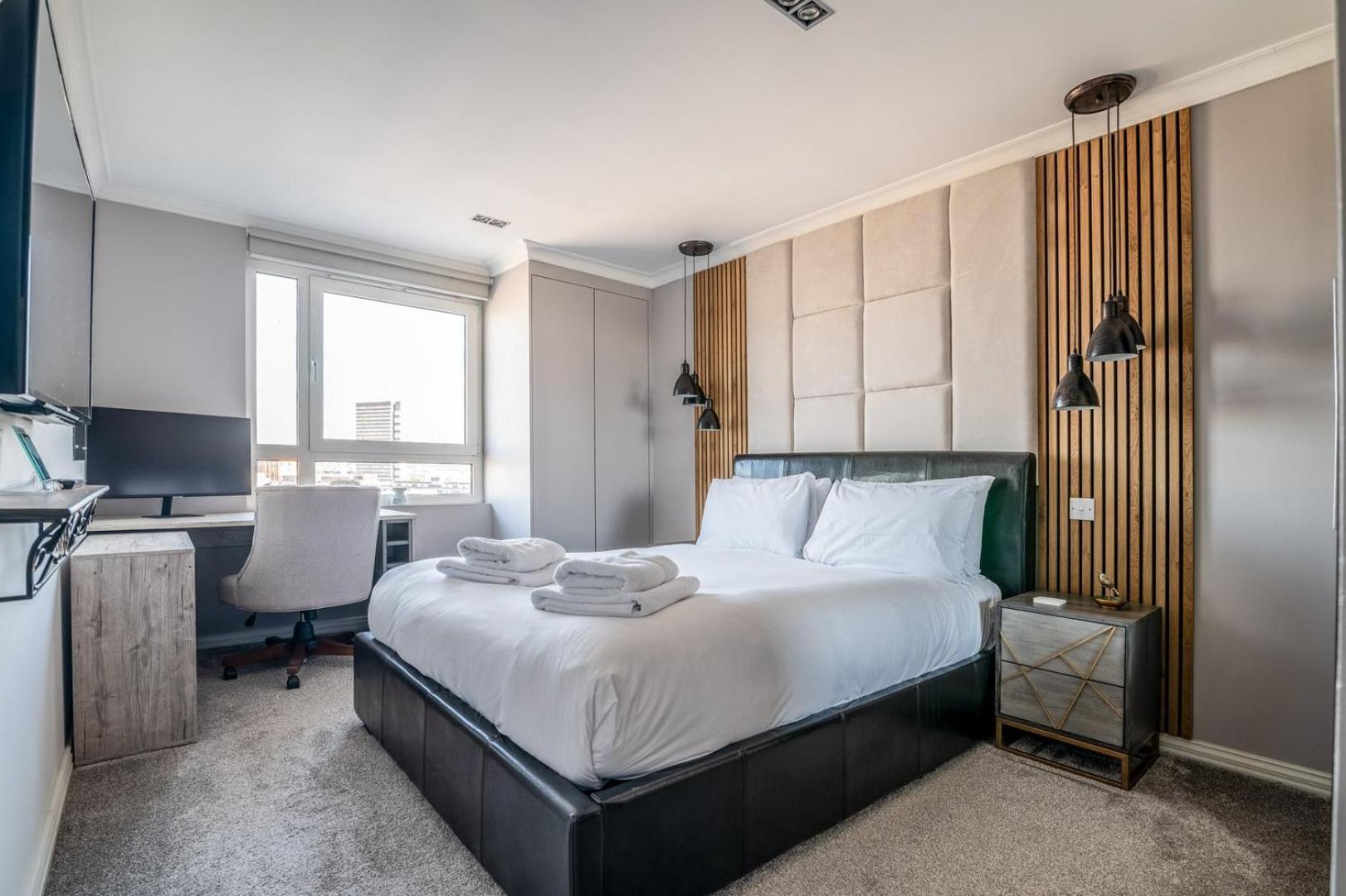 Canary Wharf Retreat With Free Secure Parking 런던 외부 사진